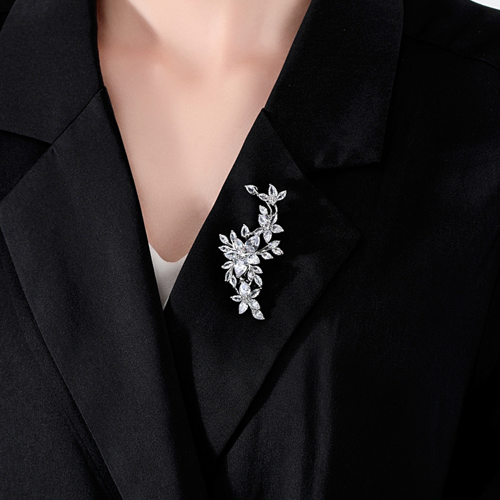 Pins Brooches LUOTEEMI Flower Cubic Zirconia Brooches for Women Girl Bridal Wedding Engagement Dressing Personalized Stunning Funny Pins 230411