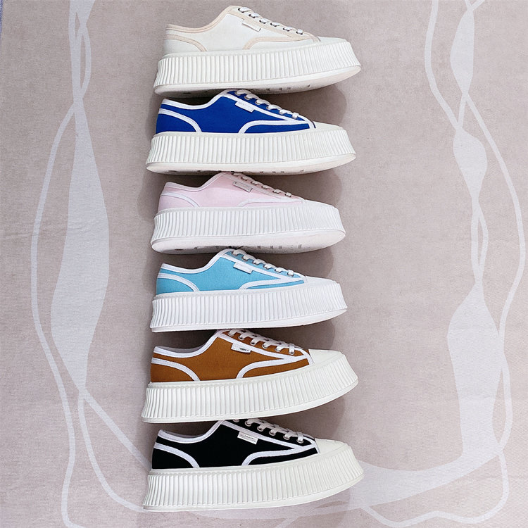 High-end luxury design girl canvas shoes round head lace-up thick sole casual cookie shoes increase fashion women's shoes 23 new products selling well
High-end luxury design girl canvas shoes round head lace-up thick sole casual cookie shoes increase fashion women's shoes 23 new products selling well
