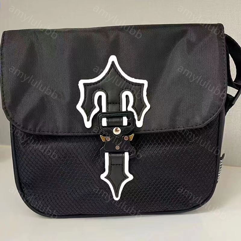Trapstar bag Men bag Designer Luxury crossbody messager bags Fashion nylon Shoulder Bags Casual Trendy shoulder bag for couples Simple workwear women canvas bags, Black
Trapstar bag Men bag Designer Luxury crossbody messager bags Fashion nylon Shoulder Bags Casual Trendy shoulder bag for couples Simple workwear women canvas bags, Black