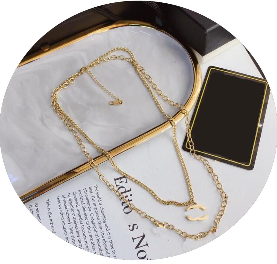 Women Luxury Design Brand Double Letter Pendant Necklaces Simple 18K Gold Plated Sweater Link Chain Newklace Clavicular Chains Wedding Party Jewerlry Accessories
Women Luxury Design Brand Double Letter Pendant Necklaces Simple 18K Gold Plated Sweater Link Chain Newklace Clavicular Chains Wedding Party Jewerlry Accessories