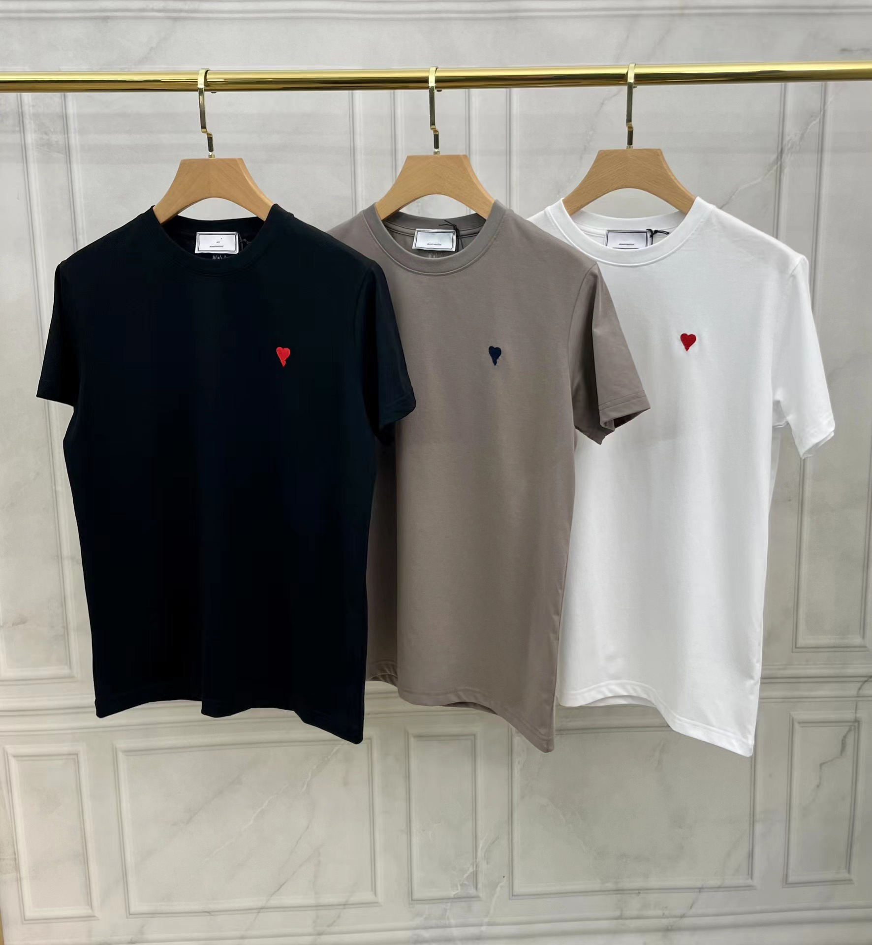 Designer t shirt Men Women Embroidery Tshirts Summer Street Collection Women's T-shirt Cotton Collar High Oversized Short Sleeves, Black
Designer t shirt Men Women Embroidery Tshirts Summer Street Collection Women's T-shirt Cotton Collar High Oversized Short Sleeves, Black