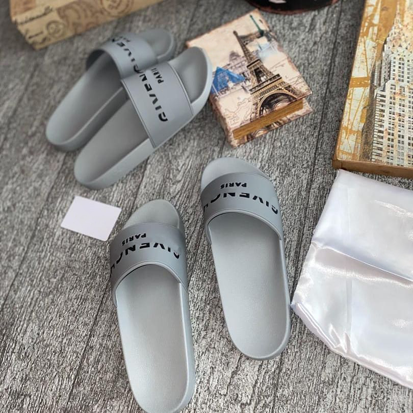 luxury designer shoe Rubber woman Beach Slippers man Flat Thick Sandals Bathroom PARIS flat slides Vegan Comfort sole with dust bag, #1
luxury designer shoe Rubber woman Beach Slippers man Flat Thick Sandals Bathroom PARIS flat slides Vegan Comfort sole with dust bag, #1