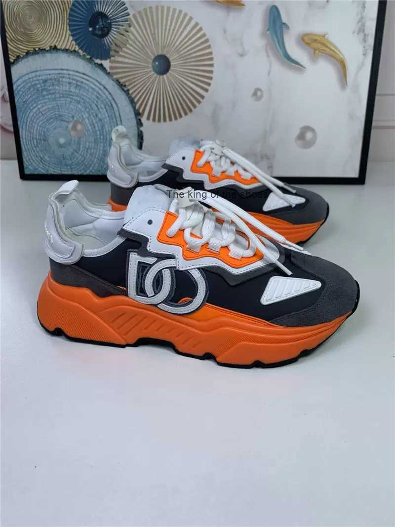 DG.5862With Box Luxury designer Daymaster Trainers Sneakers Shoes Low Top Flat Sorrento Print white black Orange leather Trainers Sneakers With Box
DG.5862With Box Luxury designer Daymaster Trainers Sneakers Shoes Low Top Flat Sorrento Print white black Orange leather Trainers Sneakers With Box
