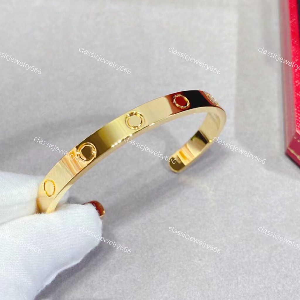 Women's Bracelet Fashion Designer Classic Brand Bracelet 18K Jewelry Festival Gift 316L Stainless Steel Factory
Women's Bracelet Fashion Designer Classic Brand Bracelet 18K Jewelry Festival Gift 316L Stainless Steel Factory