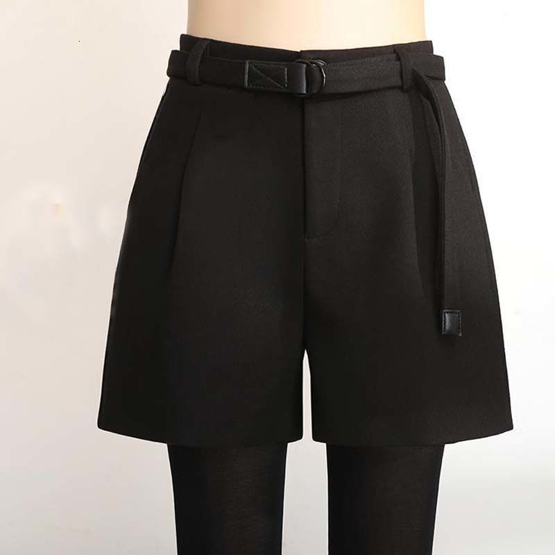 Women's Shorts Elegant Women's Wool Shorts with Belt Autumn and Winter Warm High Waist and Wide Legs Retro Casual Women's 230412