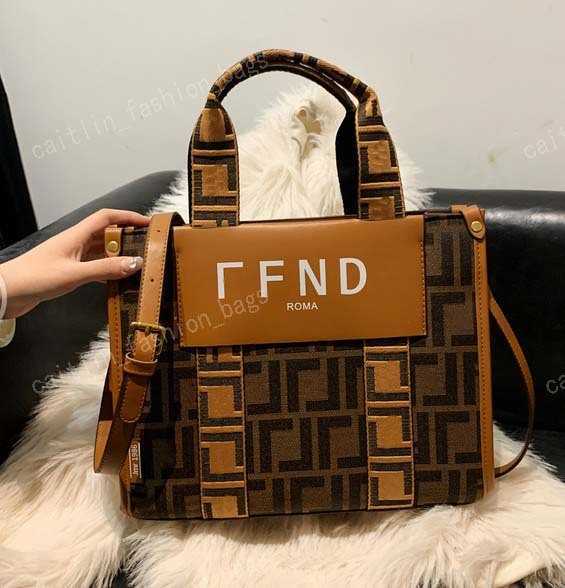 High-quality Designer Bag Tote 2023 Women's Fashion New Luxury One Shoulder Bag Large Capacity Tote Bag Shopping Bag Crossbody Bag
High-quality Designer Bag Tote 2023 Women's Fashion New Luxury One Shoulder Bag Large Capacity Tote Bag Shopping Bag Crossbody Bag