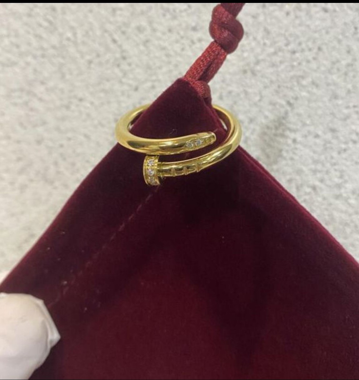 Luxury Original designer 3mm diamond nail Ring 18K Gold Silver Rose 316L Stainless Steel Rings Women men lovers wedding Jewelry Lady Party Gifts 5 6 7 8 9 10
Luxury Original designer 3mm diamond nail Ring 18K Gold Silver Rose 316L Stainless Steel Rings Women men lovers wedding Jewelry Lady Party Gifts 5 6 7 8 9 10