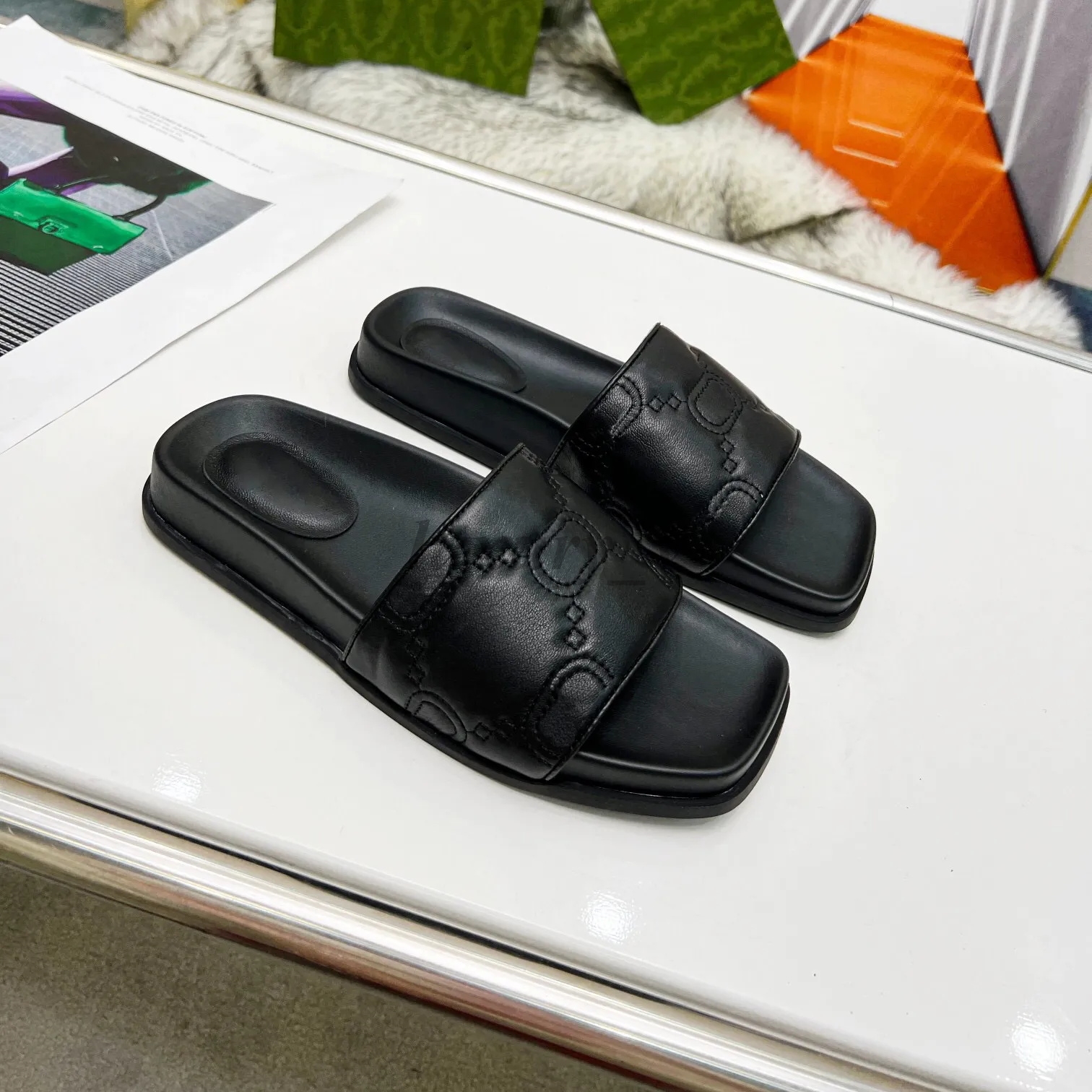 Designer Sewing Seam Slippers Women Square Toes Slides Fashion Embroidery Mules Leather Sandals Rubber Sole Flats Summer Flip Flops, Color10
Designer Sewing Seam Slippers Women Square Toes Slides Fashion Embroidery Mules Leather Sandals Rubber Sole Flats Summer Flip Flops, Color10