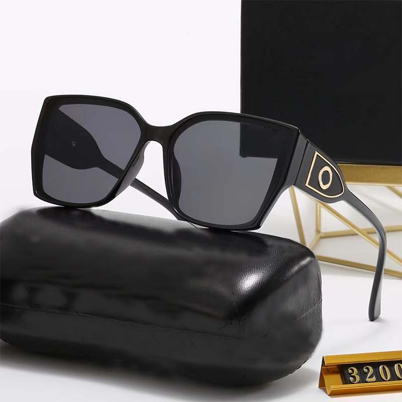 Designer Sunglasses Fashion Summer Beach Sun Glasses for Woman Man Full Frame Adumbral 7 Color Option
Designer Sunglasses Fashion Summer Beach Sun Glasses for Woman Man Full Frame Adumbral 7 Color Option