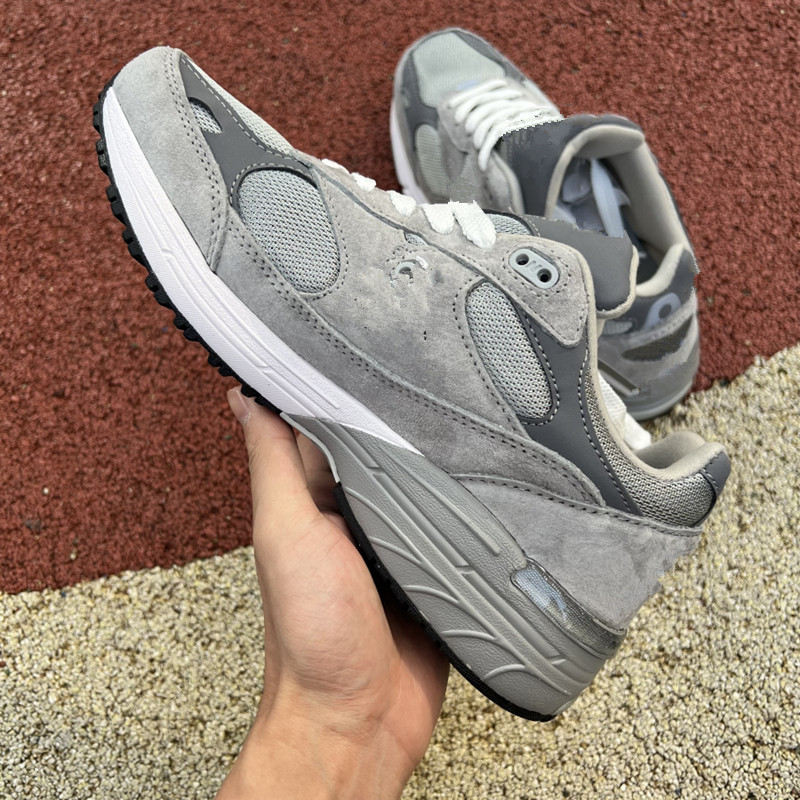 993 Athletic Mens Women Casual Shoes Triple S Black White Protection Pack Pink Rain Cloud Phantom Sea Salt Sail Designer Bowling OG Sneakers, 01
993 Athletic Mens Women Casual Shoes Triple S Black White Protection Pack Pink Rain Cloud Phantom Sea Salt Sail Designer Bowling OG Sneakers, 01