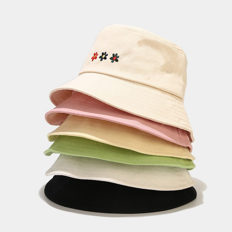 Stingy Brim Hats Korean Version Outdoor Fisherman Hats Unisex Cotton Bucket Cap Women Summer Hat Beach Sunbonnet Solid Embroidered Flower Hat 230411