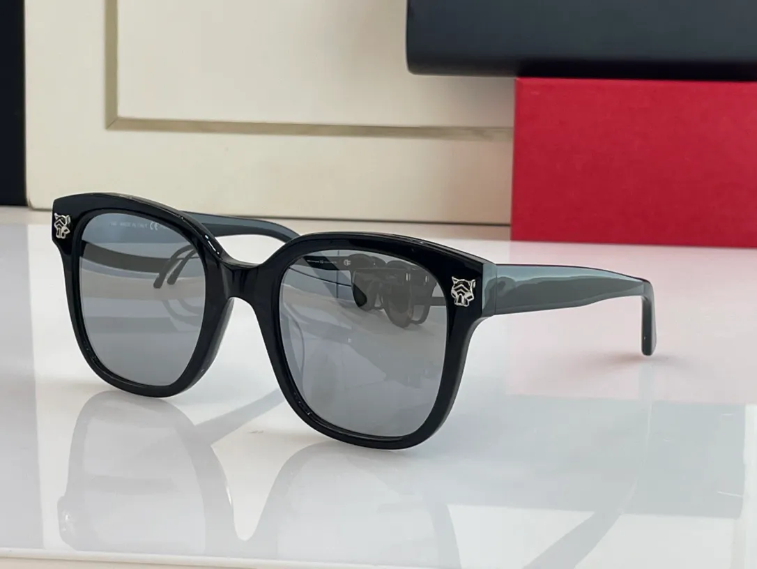 Men Sunglasses For Women Latest Selling Fashion Sun Glasses Mens Sunglass Gafas De Sol Glass UV400 Lens With Random Matching Box 00376
Men Sunglasses For Women Latest Selling Fashion Sun Glasses Mens Sunglass Gafas De Sol Glass UV400 Lens With Random Matching Box 00376