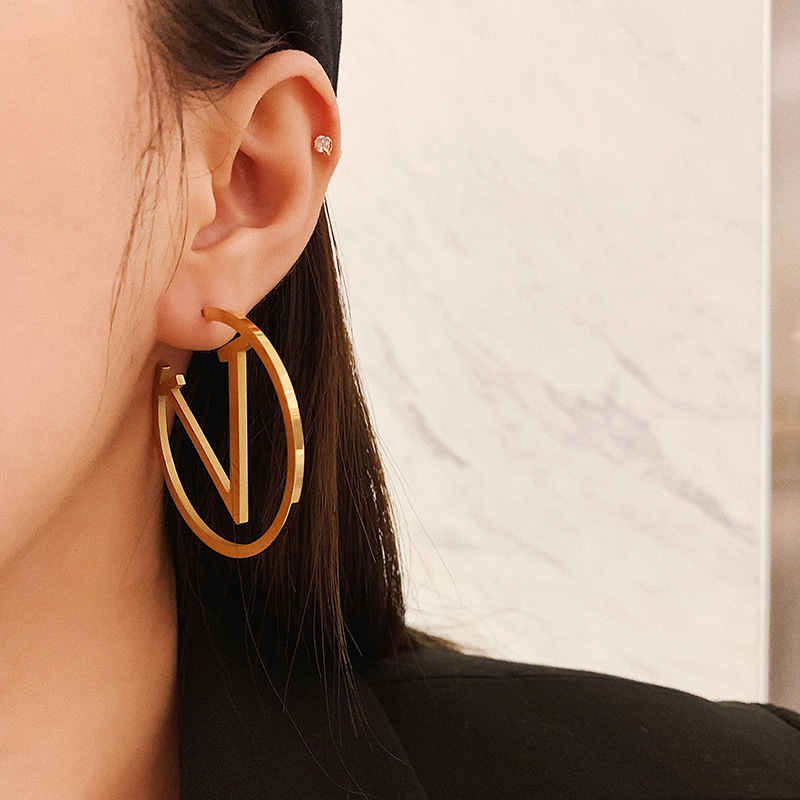 Fashion stud earring Charm Earrings Luxury designer earring hoop earring designer for woman designer jewelry Party Hand ornaments jewelry woman earings
Fashion stud earring Charm Earrings Luxury designer earring hoop earring designer for woman designer jewelry Party Hand ornaments jewelry woman earings