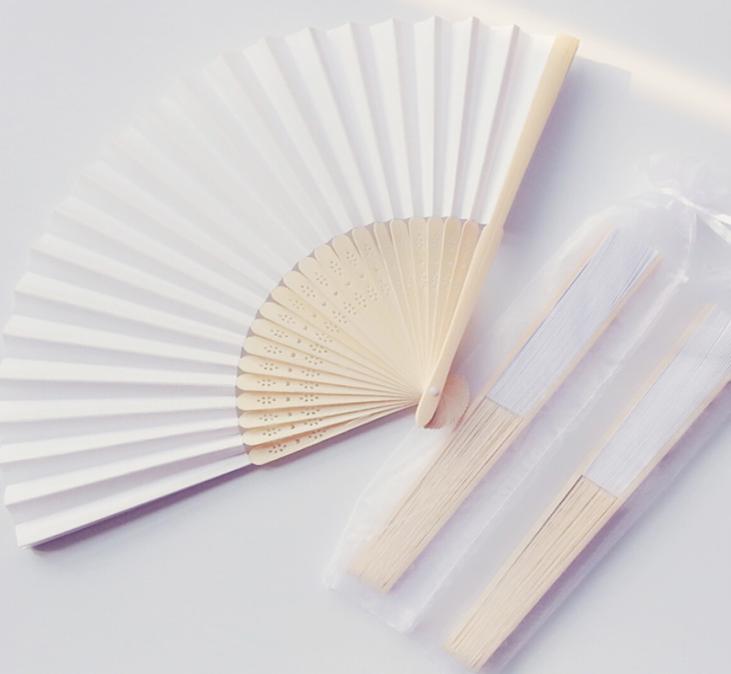 50Pcs Personalized White Paper Wedding Fan FavorChinese Bamboo Hand Fan With Organza BagCustomized Wedding Party Gifts For Guest5160130
50Pcs Personalized White Paper Wedding Fan FavorChinese Bamboo Hand Fan With Organza BagCustomized Wedding Party Gifts For Guest5160130