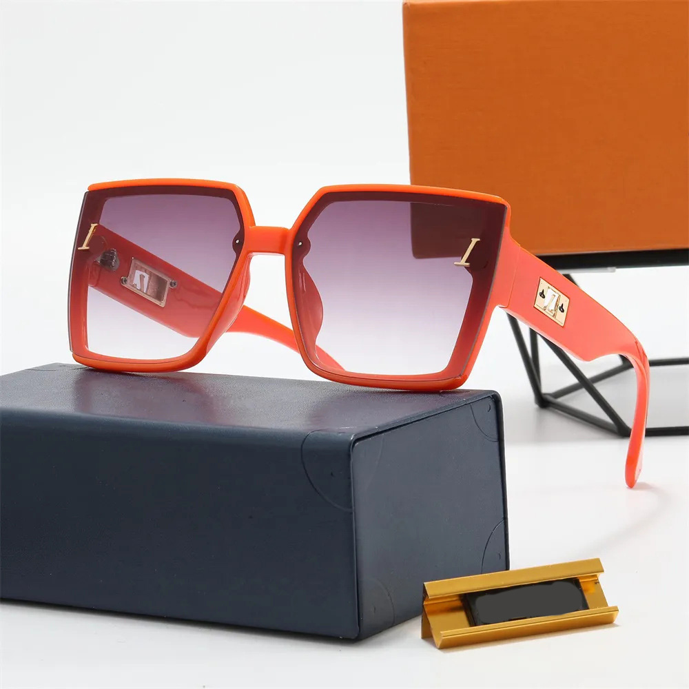 Luxury Designer Brand Sunglasses Designer Sunglass High Quality eyeglass Women Men Glasses Womens Sun glass UV400 lens Unisex With case
Luxury Designer Brand Sunglasses Designer Sunglass High Quality eyeglass Women Men Glasses Womens Sun glass UV400 lens Unisex With case