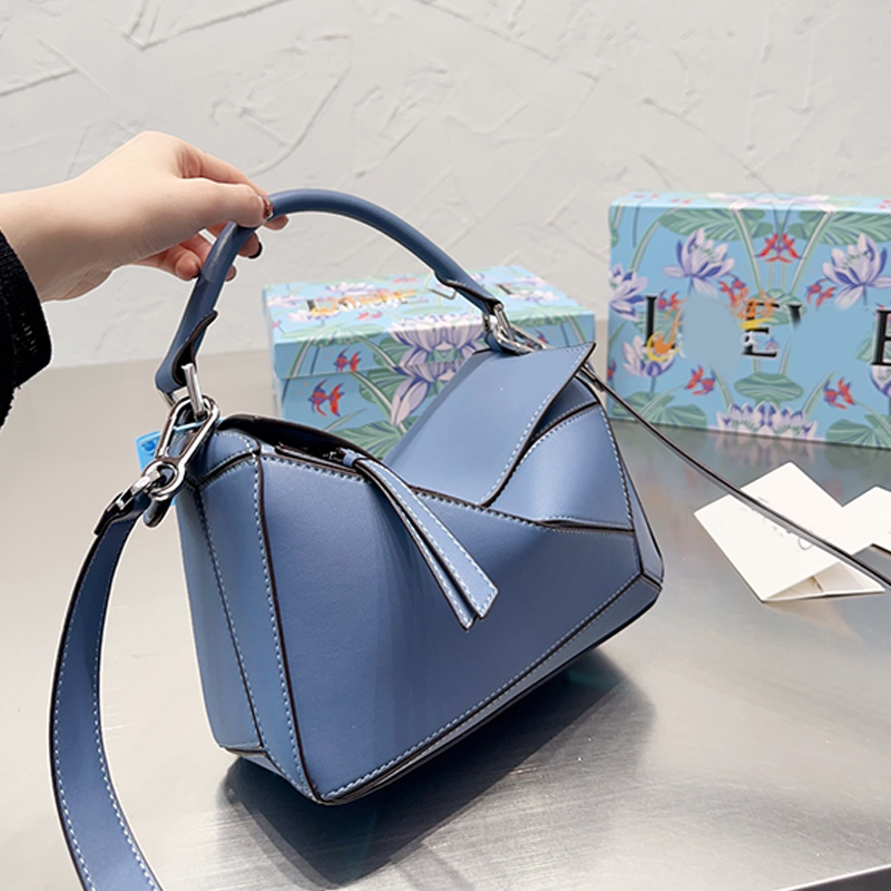 Fashion puzzle handbag Designer Bag Women Single Shoulder Luxury Fashion bags Leather Portable Diagonal Cross Bags Lady tote handbags, Red
Fashion puzzle handbag Designer Bag Women Single Shoulder Luxury Fashion bags Leather Portable Diagonal Cross Bags Lady tote handbags, Red