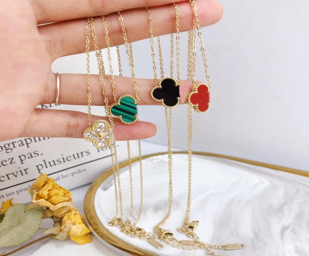 Designers Necklace Choker Chain 18K Gold Plated Stainless Steel Enamel Necklaces Letter Pendant Statement Womens Wedding Jewelry A2513853
Designers Necklace Choker Chain 18K Gold Plated Stainless Steel Enamel Necklaces Letter Pendant Statement Womens Wedding Jewelry A2513853