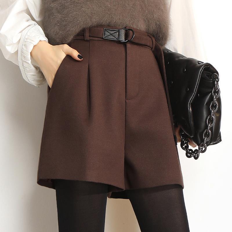 Women's Shorts Elegant Women's Wool Shorts with Belt Autumn and Winter Warm High Waist and Wide Legs Retro Casual Women's 230412
