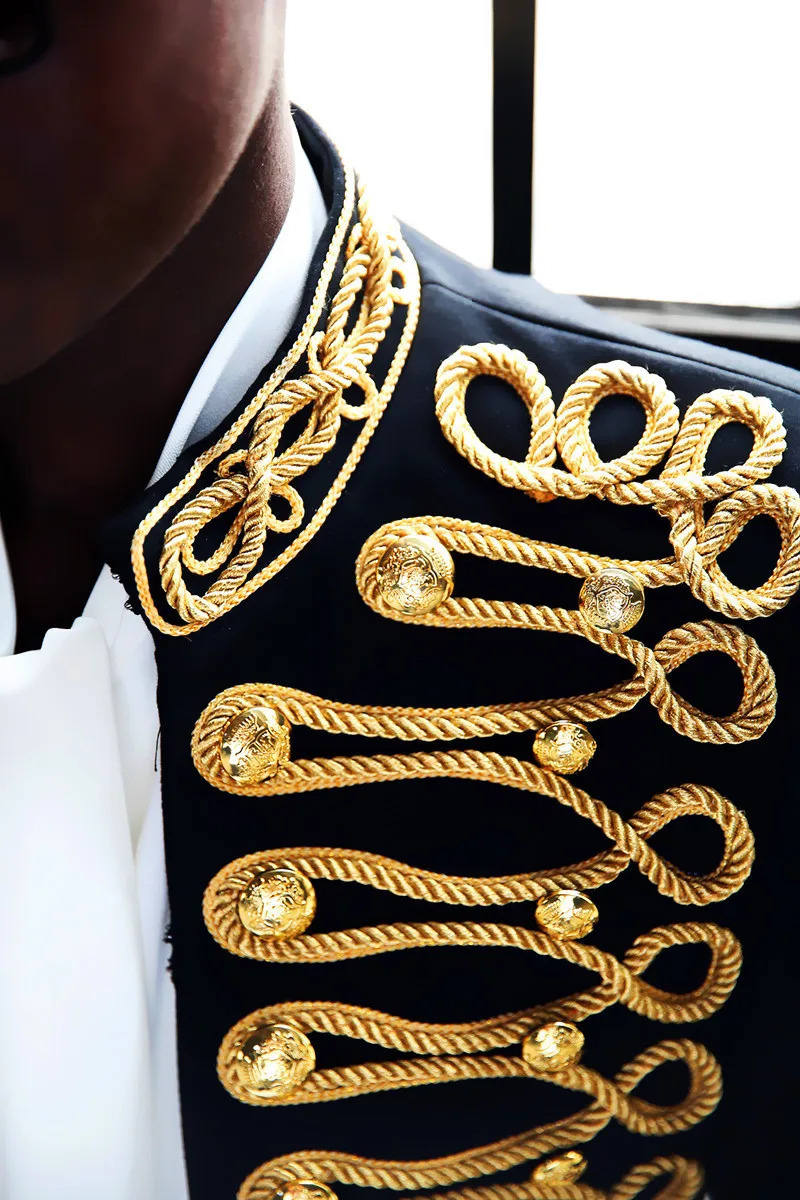 Men's Suits Blazers Men Stylish Blazer Black Gold Embroidery Jacket Coat Nightclub Male Singer Host Costume European Style C Studio Stage Wears 2