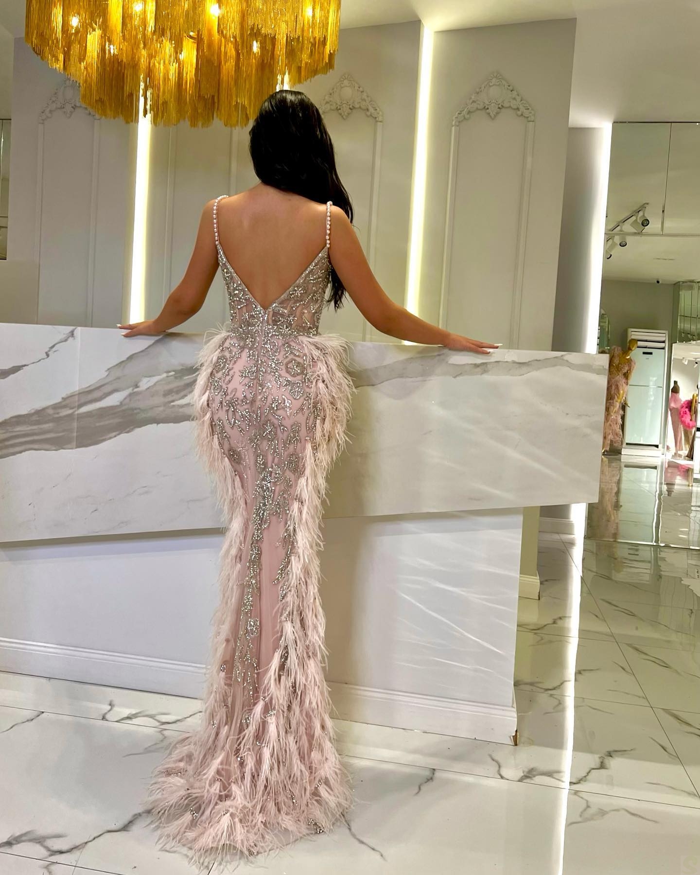 Classic Feathers Prom Dresses Pearls Rhinestones Party Dresses V Neck Lace Spaghetti Straps Custom Made Evening Dress