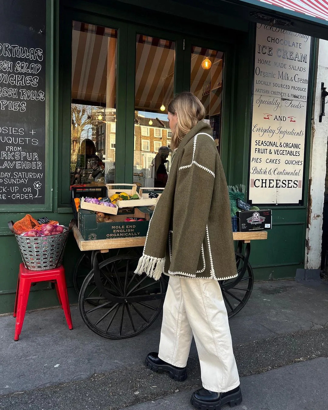 Women's Wool Blends Long Sleeve Pocket Single Breasted Female Coats Autumn Winter Loose Women's Coat With Scarf Fashion Lady Street Jackets 