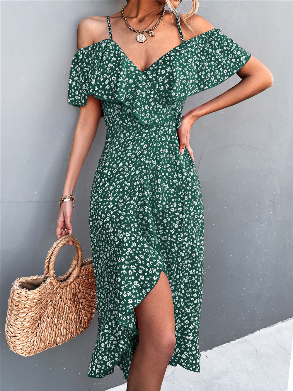 Two Piece Dress Summer Models Ladies Sexy Oneshoulder Floral Elegant Suspender High Wasit Irregular Long es For Women 230412
