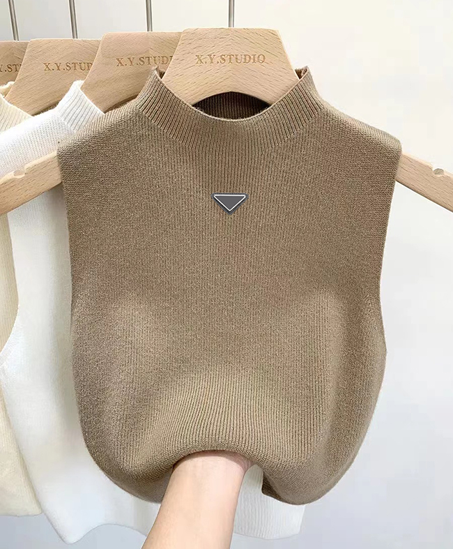 2023 Designer vest sweater Women vests Sweaters spring fall loose Letter round neck pullover knit waistcoats sleeveless vest top waistcoat jumper woman plus size, Sky blue
2023 Designer vest sweater Women vests Sweaters spring fall loose Letter round neck pullover knit waistcoats sleeveless vest top waistcoat jumper woman plus size, Sky blue