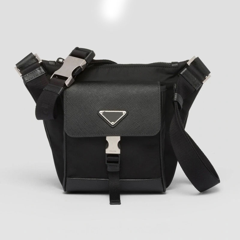 Luxury Fanny Pack Belt Bag Designer Chest Yoga Bag Shoulder Crossbody Waist Bags Casual Style Outdoor Bumbag Sports Nylon Material High Quality Handbag, Black
Luxury Fanny Pack Belt Bag Designer Chest Yoga Bag Shoulder Crossbody Waist Bags Casual Style Outdoor Bumbag Sports Nylon Material High Quality Handbag, Black