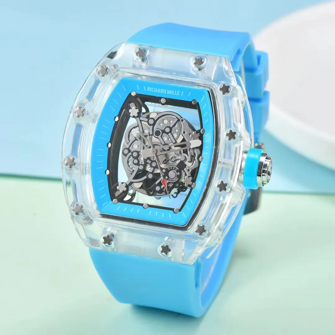 2023 New Top Luxury Mens Watches Quartz Chronograph Swiss Mens Wristwatch Iced Out Hip Hop Rubber Strap Sport Men Watch Male watches