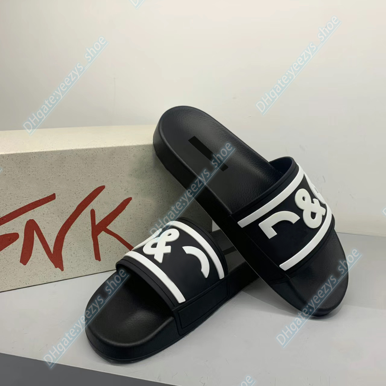 luxury designer classic sandal thick platform Rubber slidesprint flat Summer Fashion sandal beachwea, #20
luxury designer classic sandal thick platform Rubber slidesprint flat Summer Fashion sandal beachwea, #20