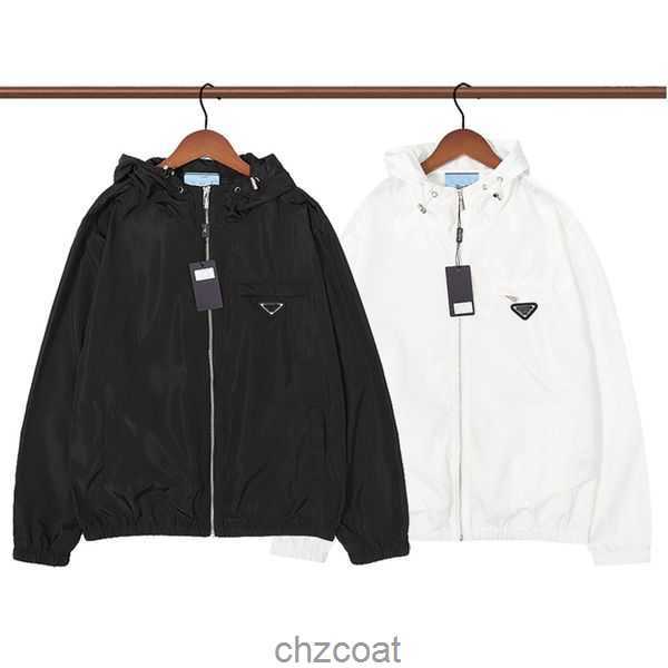 Thin Jacket Fashion Windbreaker Mens Jacket Coats With Letters Inverted triangle Men Women Waterproof Coat Spring Autumn clothes Jackets Outerwear Men's Cl G845, 1black
Thin Jacket Fashion Windbreaker Mens Jacket Coats With Letters Inverted triangle Men Women Waterproof Coat Spring Autumn clothes Jackets Outerwear Men's Cl G845, 1black