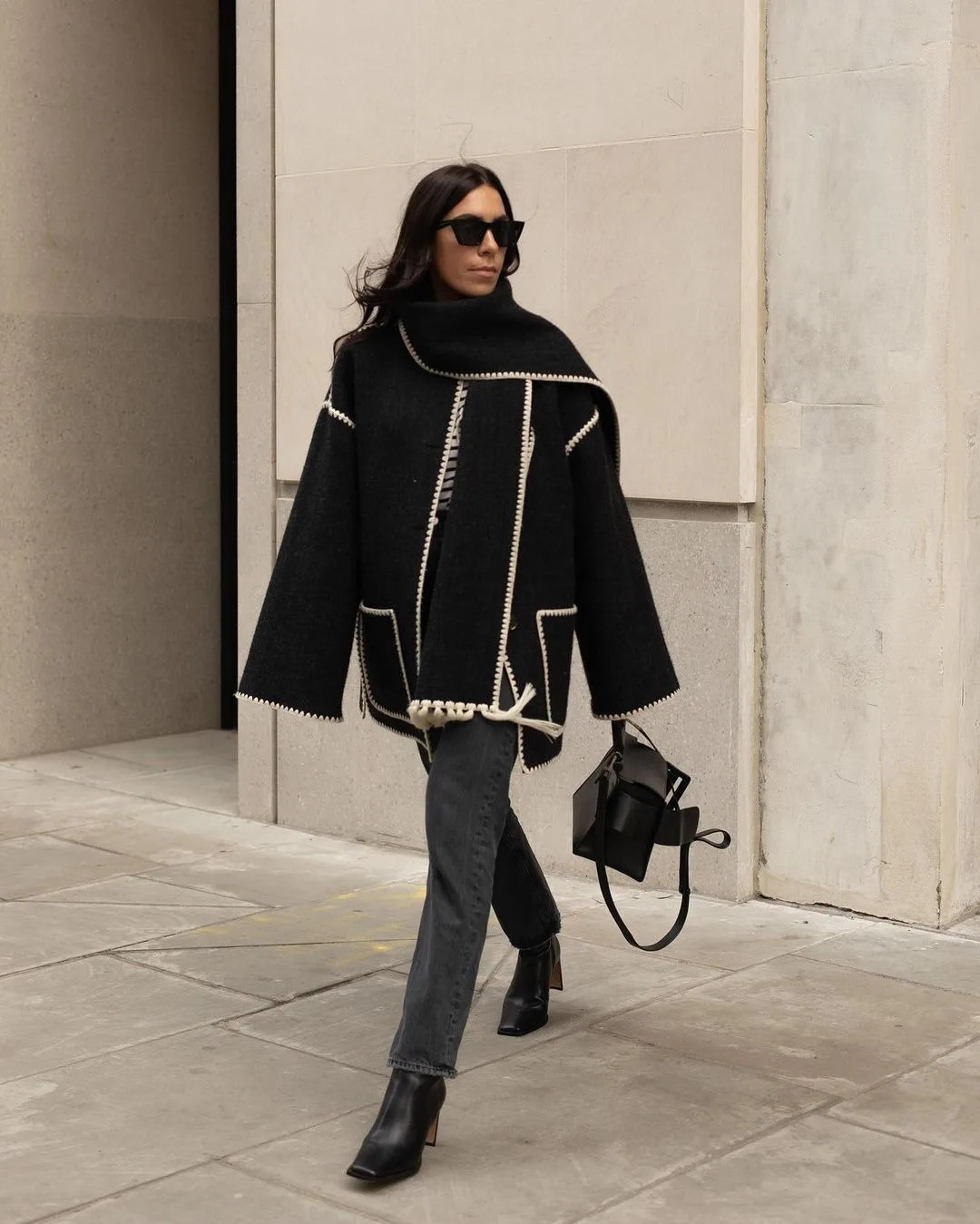 Women's Wool Blends Long Sleeve Pocket Single Breasted Female Coats Autumn Winter Loose Women's Coat With Scarf Fashion Lady Street Jackets 