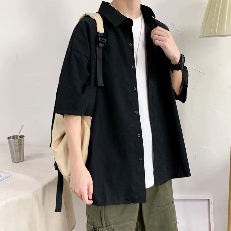 Men's Casual Shirts Solid summer short sleeved Korean version trend loose quarter sleeve Hong Kong style casual version pocket 230412