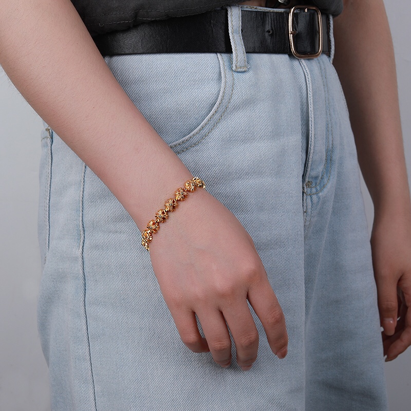 D193 S925 Sterling Silver Bracelet Fashion Letter Personalized Retro Gold Plated Cross Flower Couple Punk Hip Hop Jewelry Style Lover Gift