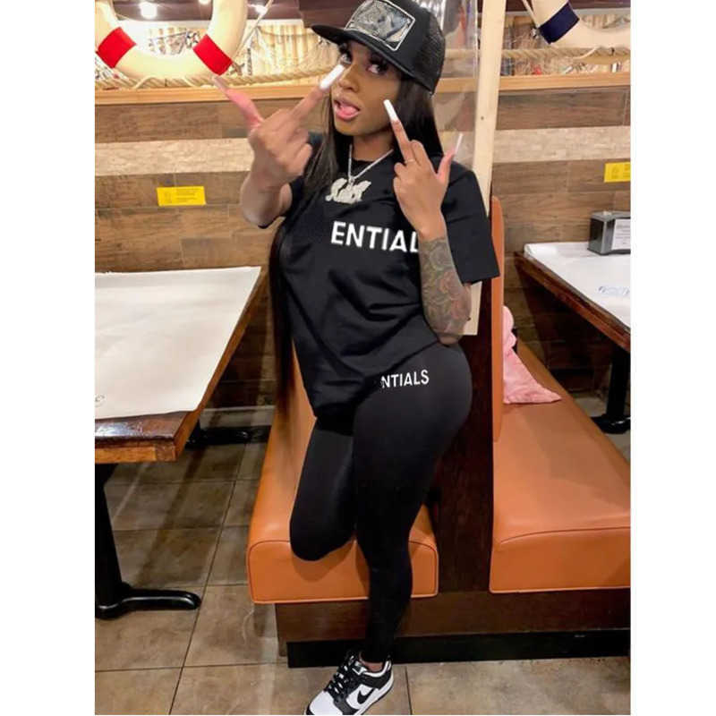 Womens tracksuits Designer suit Letter Printed Short Sleeve Tshirt Pure Cotton sweatpants Two Piece Summer Slim Sports Set Casual sweatshirt, White1
Womens tracksuits Designer suit Letter Printed Short Sleeve Tshirt Pure Cotton sweatpants Two Piece Summer Slim Sports Set Casual sweatshirt, White1