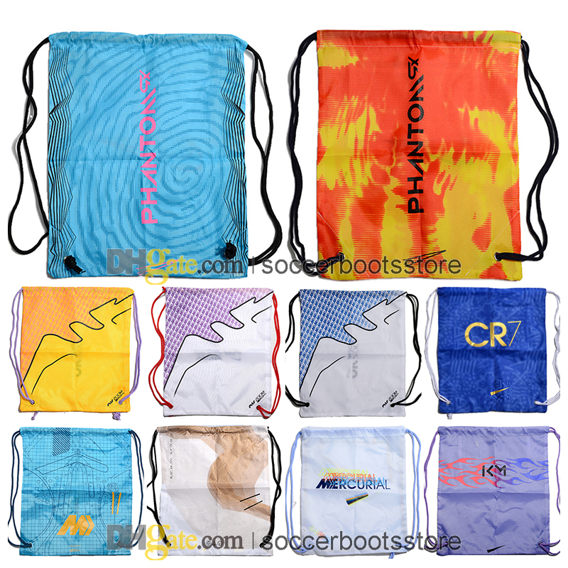 Kids Football Boots Backpacks Ronaldo CR7 Mercurial Vapores 15 Superfly 9 Zoom Cleats Bag Phantom GX Soccer Shoes Tiempo Legend Outdoor Trainers Sports Bags, Color 1
Kids Football Boots Backpacks Ronaldo CR7 Mercurial Vapores 15 Superfly 9 Zoom Cleats Bag Phantom GX Soccer Shoes Tiempo Legend Outdoor Trainers Sports Bags, Color 1
