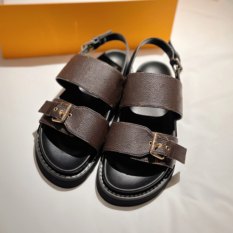 platform sandals women designer sandal Since 1854 French luxury fashion brand Size 35-43 Model YG160
platform sandals women designer sandal Since 1854 French luxury fashion brand Size 35-43 Model YG160