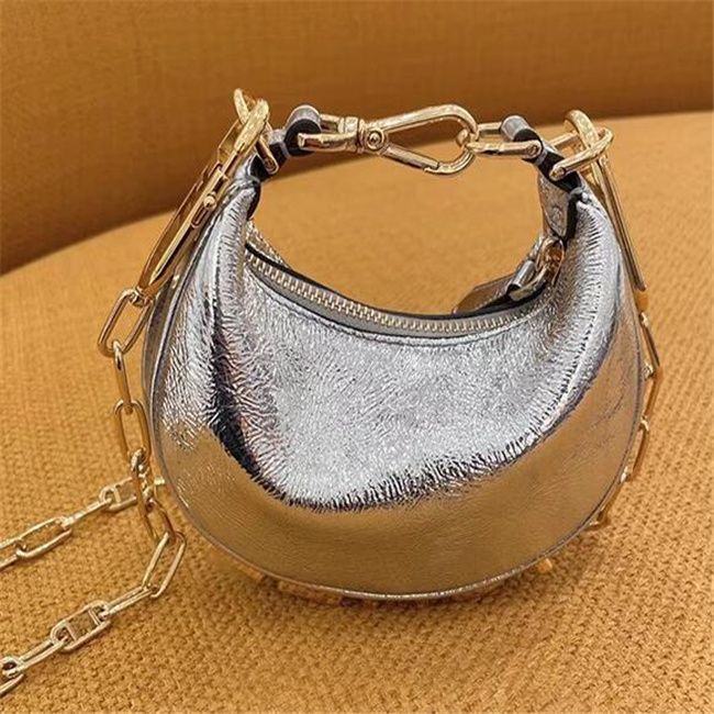Fashion women handbag fendace fendes bag designer bag leather shoulder bag chain square bag tote bags for women metal letter women handbags crossbody bag women bag
Fashion women handbag fendace fendes bag designer bag leather shoulder bag chain square bag tote bags for women metal letter women handbags crossbody bag women bag