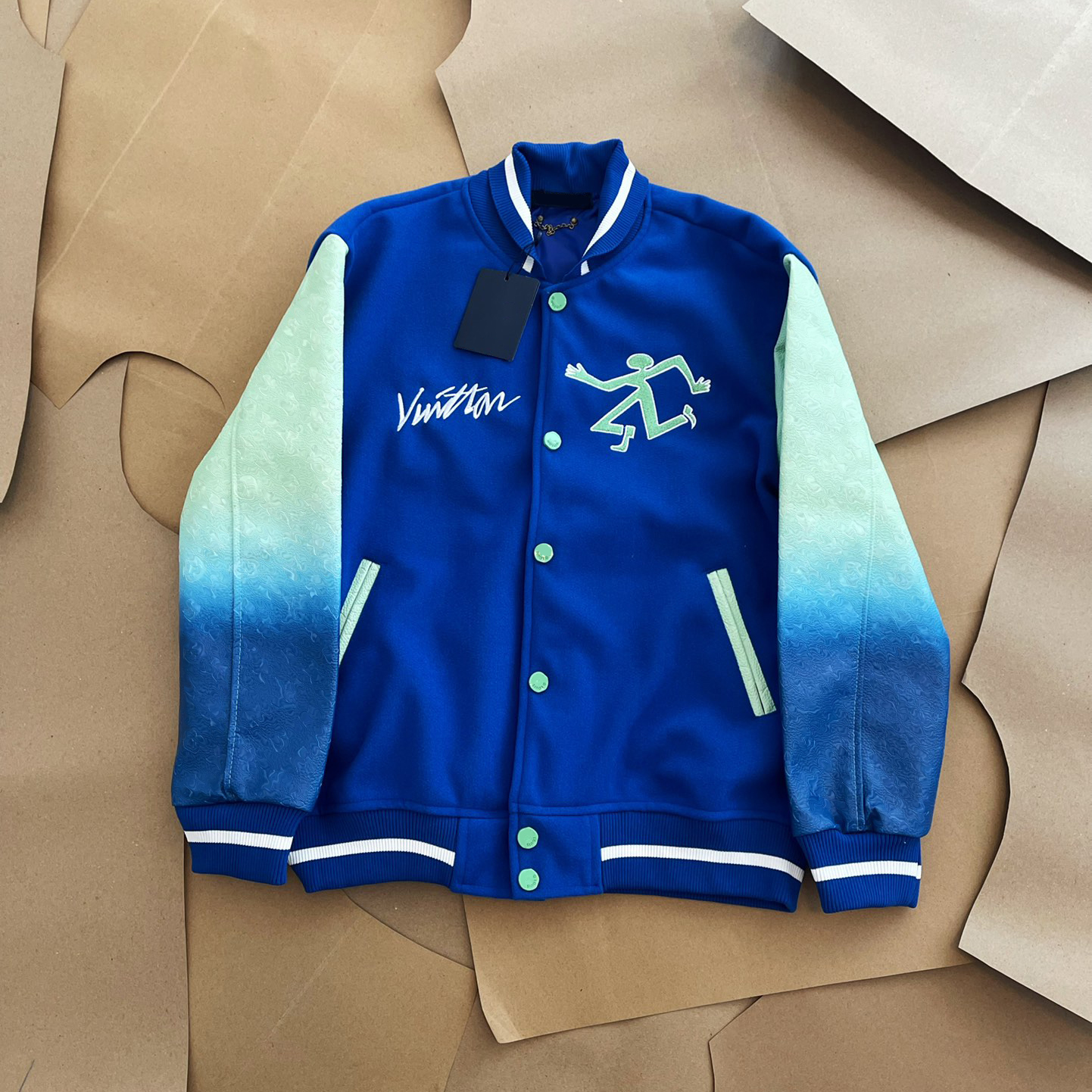 new fashion Baseball Coat Uniform Fashion Jacket Single Breasted Warm Jackets Couples Women Men Varsity Coats Men's Designer Clothing top MJ2V
new fashion Baseball Coat Uniform Fashion Jacket Single Breasted Warm Jackets Couples Women Men Varsity Coats Men's Designer Clothing top MJ2V