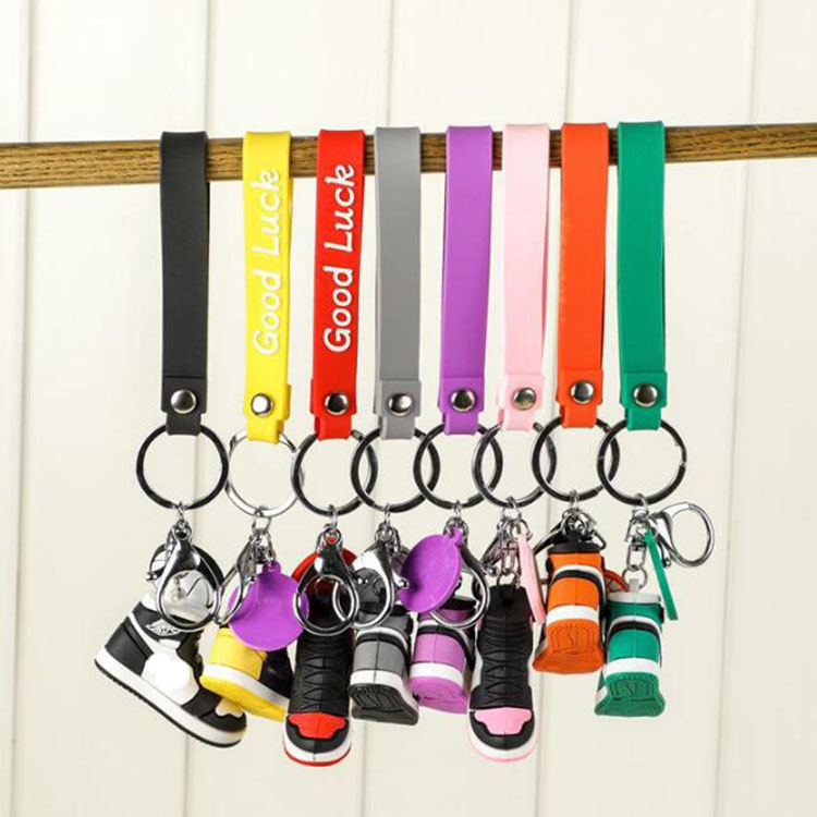 2pcs/sets Designer Silicone 3D Sneaker White Keychain Men Women High Quality Key Ring Fashion Shoes Keychains Bag Car pendant Basketball Keychain 8 Colors
2pcs/sets Designer Silicone 3D Sneaker White Keychain Men Women High Quality Key Ring Fashion Shoes Keychains Bag Car pendant Basketball Keychain 8 Colors