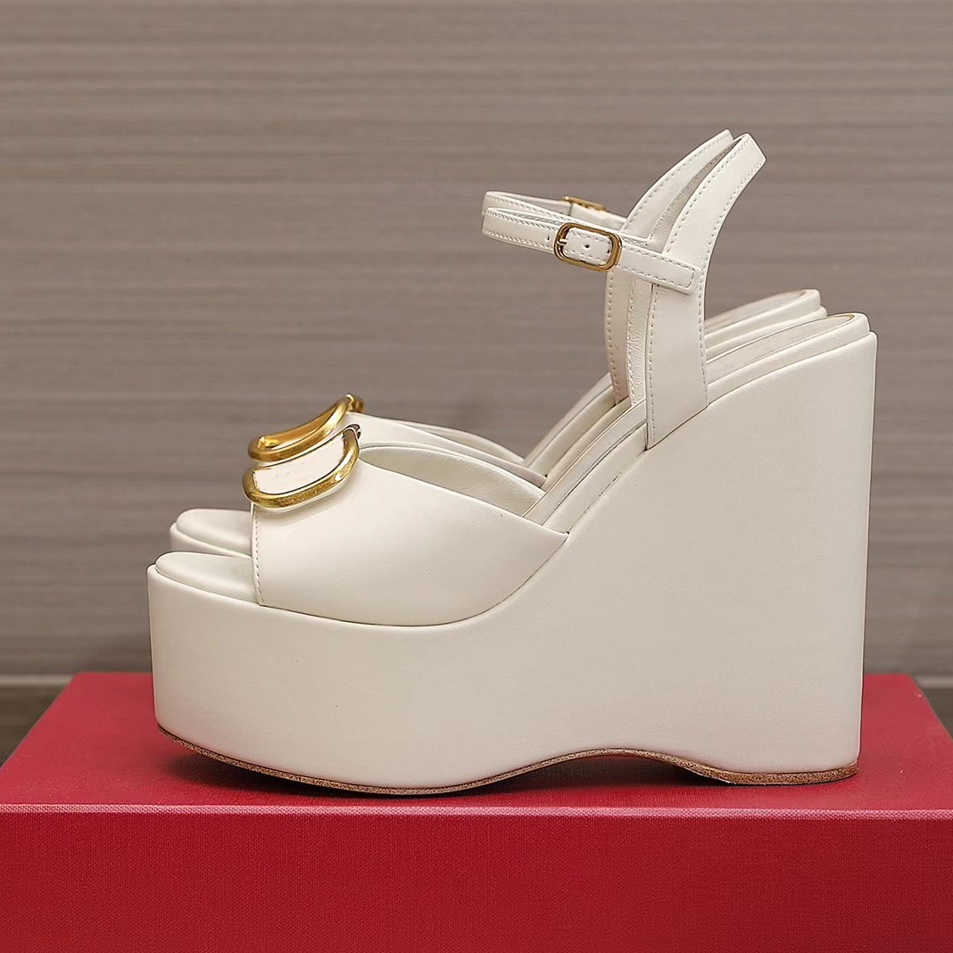 Fashion ponge sole sandals designer women platform 13CM wedge casual dress shoes genuine leather metal buckle decoration ankle strap buckle thick sole, Orange
Fashion ponge sole sandals designer women platform 13CM wedge casual dress shoes genuine leather metal buckle decoration ankle strap buckle thick sole, Orange