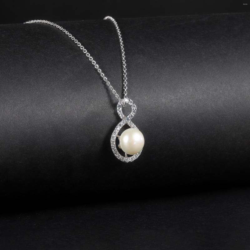 Chains Real Brand Genuine Jewels S925 Natural Freshwater Pearl Necklace Fashion Light Luxury Individualized Temperament Collar Chain St
Chains Real Brand Genuine Jewels S925 Natural Freshwater Pearl Necklace Fashion Light Luxury Individualized Temperament Collar Chain St