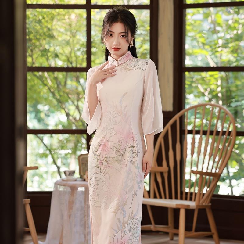 Ethnic Clothing Autumn Flower Pinted Chiffon Trumpet Sleeve Qipao Elegant Mandarin Collar Chinese Women Bride Wedding Cheongsam
Ethnic Clothing Autumn Flower Pinted Chiffon Trumpet Sleeve Qipao Elegant Mandarin Collar Chinese Women Bride Wedding Cheongsam
