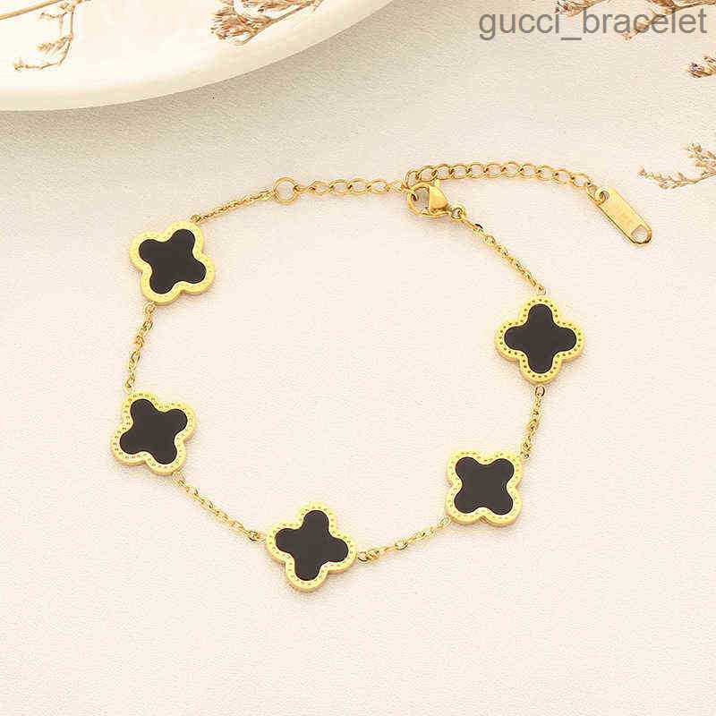 Fashion Designer Gold Women Five-Flower Bracelet Titanium Van Steel 14K Multicolor Cleef Bracelets Arpels Gift226c
Fashion Designer Gold Women Five-Flower Bracelet Titanium Van Steel 14K Multicolor Cleef Bracelets Arpels Gift226c