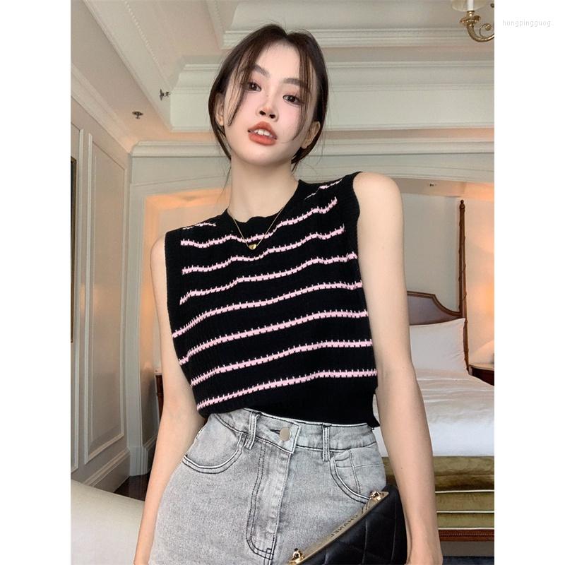 Women's T Shirts Striped Sleeveless Tank Top Design Sense Of Temperament Outerwear Korean Version All-match Slim Women's Cropped, Picture shown
Women's T Shirts Striped Sleeveless Tank Top Design Sense Of Temperament Outerwear Korean Version All-match Slim Women's Cropped, Picture shown