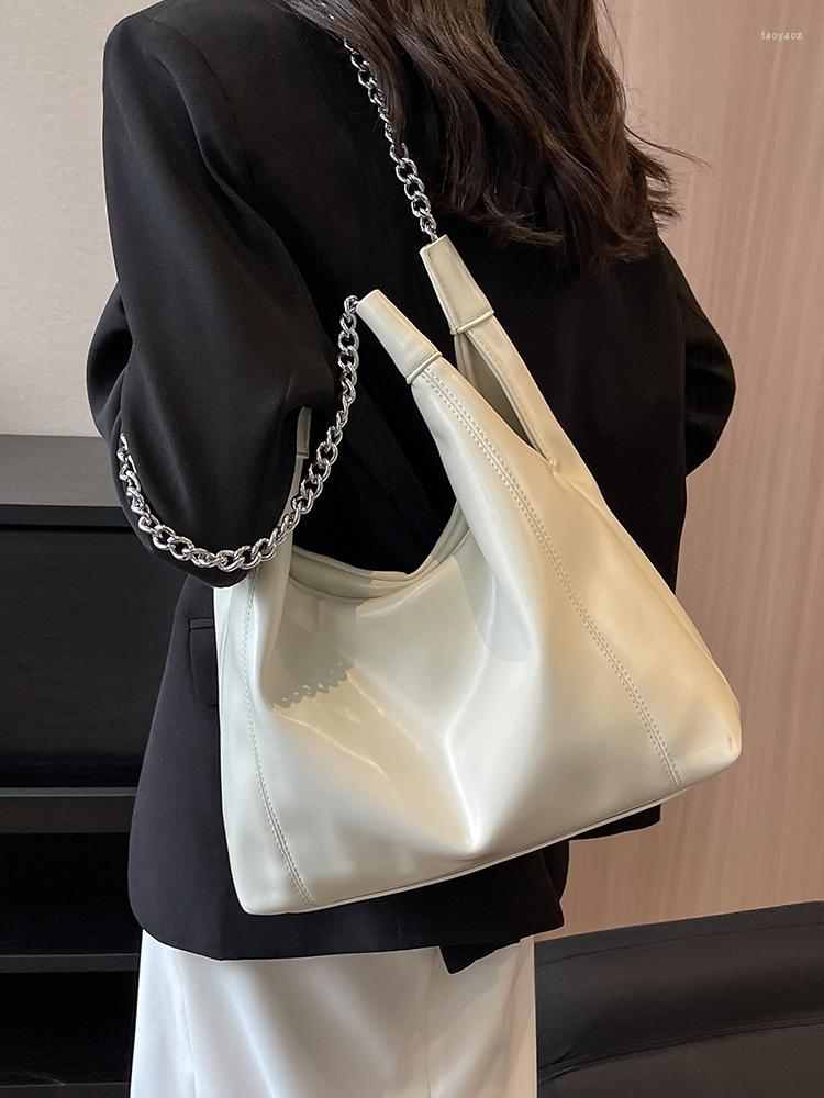Evening Bags Large Capacity Commuting For Office Ladies Simple Chains Leather Women Single Shoulder Bag Casual Female Spring Tote, Black
Evening Bags Large Capacity Commuting For Office Ladies Simple Chains Leather Women Single Shoulder Bag Casual Female Spring Tote, Black