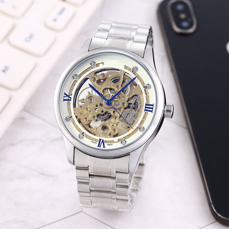 Longin WristWatches for men 2023 New mens Watches 43mm Three stitches Automatic mechanical Watch Top Luxury Brand Steel Strap men Fashion Montre de luxe
Longin WristWatches for men 2023 New mens Watches 43mm Three stitches Automatic mechanical Watch Top Luxury Brand Steel Strap men Fashion Montre de luxe
