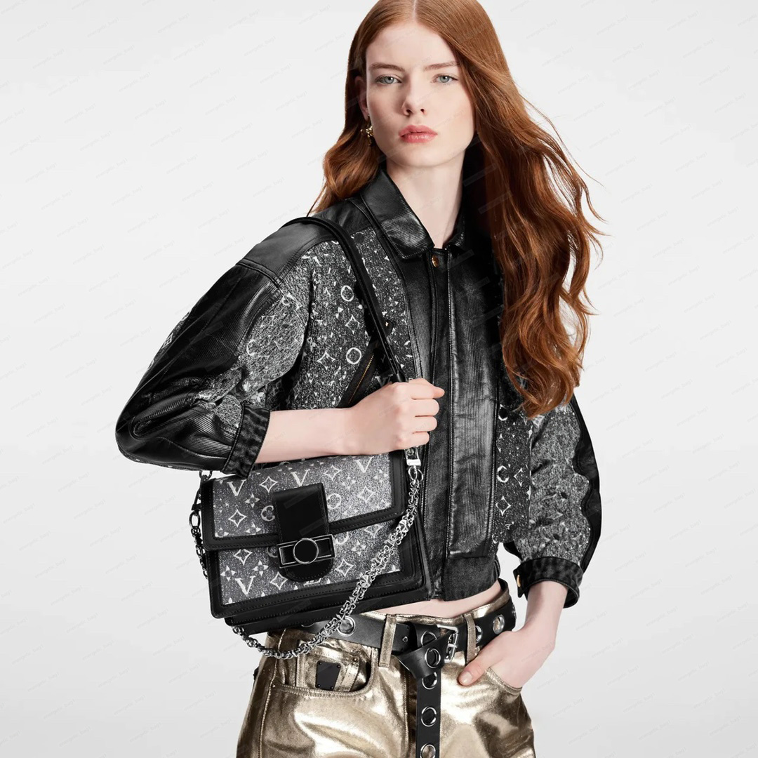 Shoulder Bags Crossbody Designer Cross Body Bags Handbags Women Purse Chain Messenger Bag Women Bags Flower Embossed Luxury Tote Bags with Double Shoulder Straps, 15 17.5x16.5x7.5cm
Shoulder Bags Crossbody Designer Cross Body Bags Handbags Women Purse Chain Messenger Bag Women Bags Flower Embossed Luxury Tote Bags with Double Shoulder Straps, 15 17.5x16.5x7.5cm