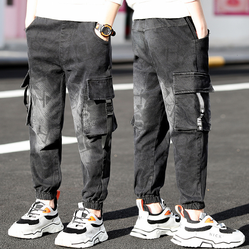 Jeans Children's Jeans For Boys Teenagers Child Clothes For Spring Autumn Casual Cargo Pants Fashion Letters Print Trousers 230413, Black
Jeans Children's Jeans For Boys Teenagers Child Clothes For Spring Autumn Casual Cargo Pants Fashion Letters Print Trousers 230413, Black
