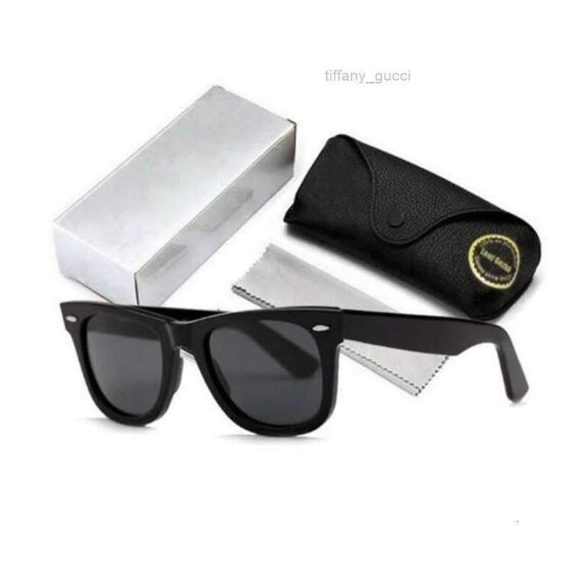 Unisex Wayfarer Sunglasses Polarized Lenses Black Sunglasses Men Women Vintage Brand Design Sun Glasses Oculos De Sol With Box
Unisex Wayfarer Sunglasses Polarized Lenses Black Sunglasses Men Women Vintage Brand Design Sun Glasses Oculos De Sol With Box